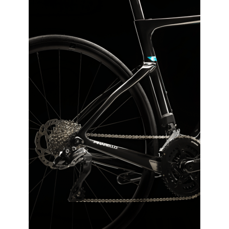 BICI PINARELLO NYTRO E5 DISC (2023) 4 BICI PINARELLO NYTRO E5 DISC (2023) - immagine 4